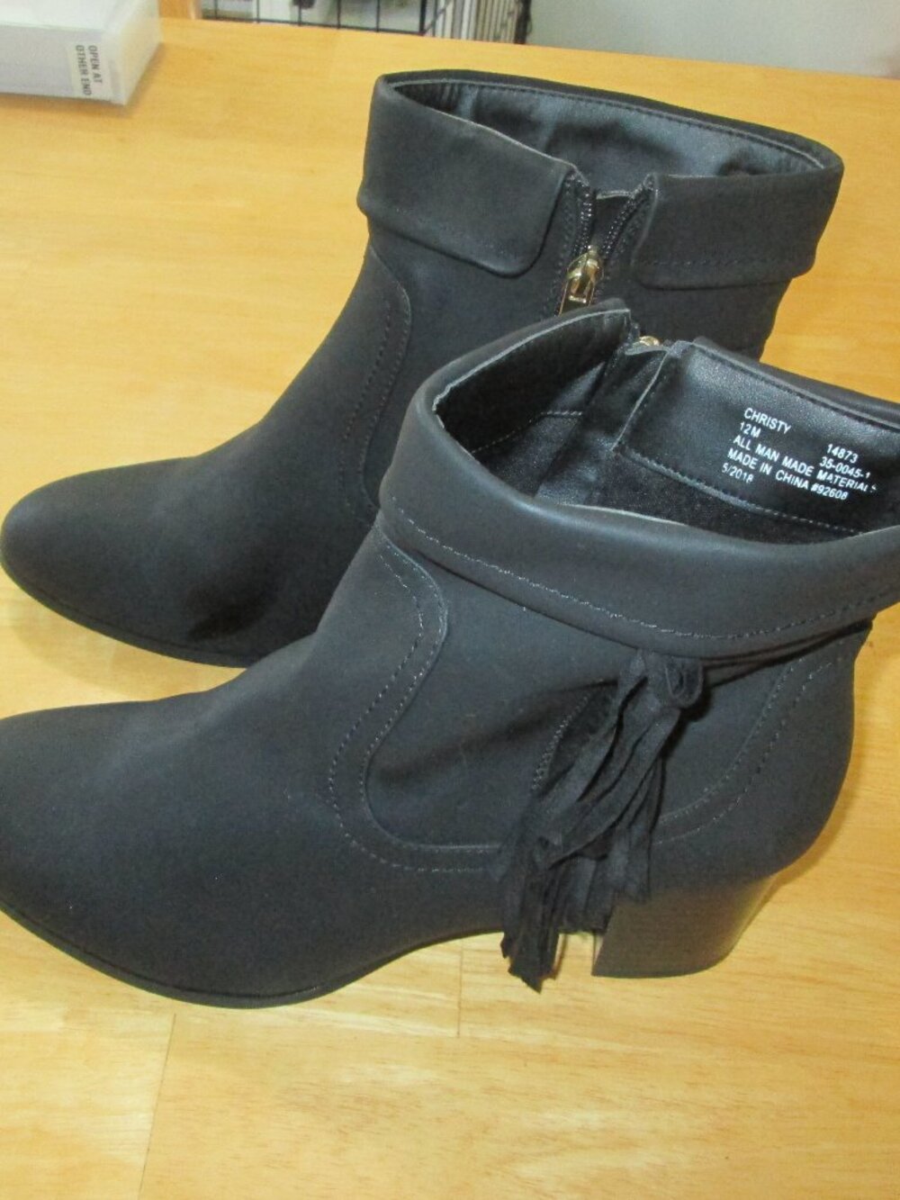 Comfortview Christy Booties Women's 12M Fringe Western